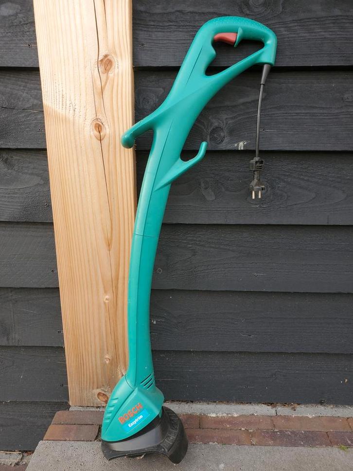 Bosch Kantjesmaaier - Elektrische Grastrimmer Easytrim, Tuin en Terras, Grastrimmers, Gebruikt, Elektrisch, 10 tot 30 cm, Ophalen
