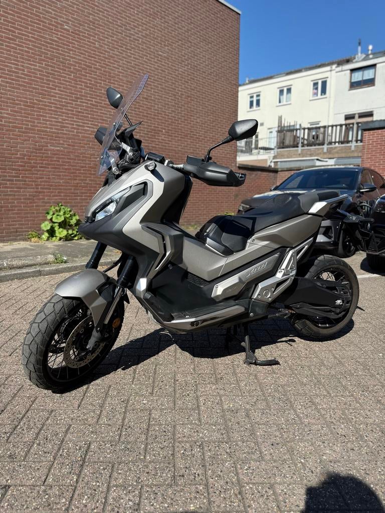 Honda motor X-ADV 750 - 2020 topstaat, slechts 9748, Motoren, Motorrijbewijs A, Gebruikt, Particulier, Meer dan 35 kW