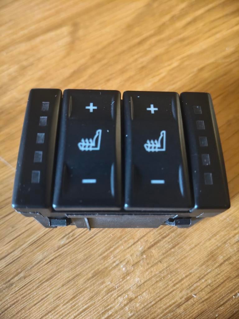 Ford Dubbele Stoelverwarming Schakelaar & Radio Bediening, Auto-onderdelen, Ophalen of Verzenden, Gebruikt, Ford