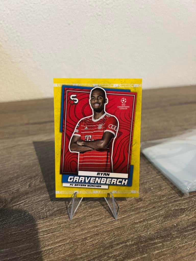 Ryan Gravenberch 2022-23 Topps Superstars UCC Yellow #99, Ophalen of Verzenden, Zo goed als nieuw, Plaatje