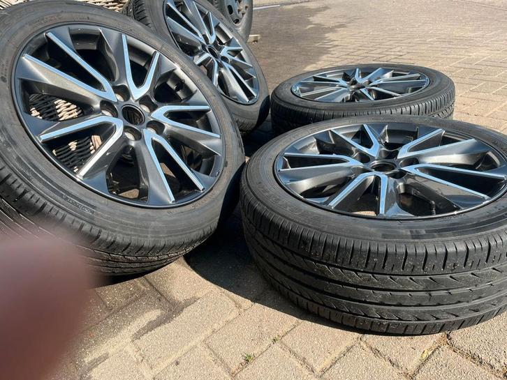 Sportvelgen met banden Mazda CX-3, Auto-onderdelen, Banden en Velgen, Banden en Velgen, Zomerbanden, 18 inch, 215 mm, Personenwagen
