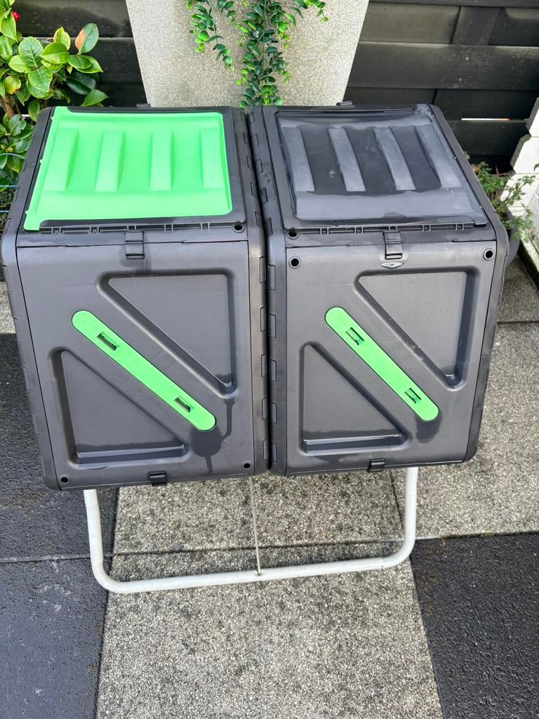 Draaiende dubbele compostbakken, Ophalen, Compostbak