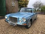 Volvo 164, 2978 cc, Achterwielaandrijving, 1350 kg, Blauw