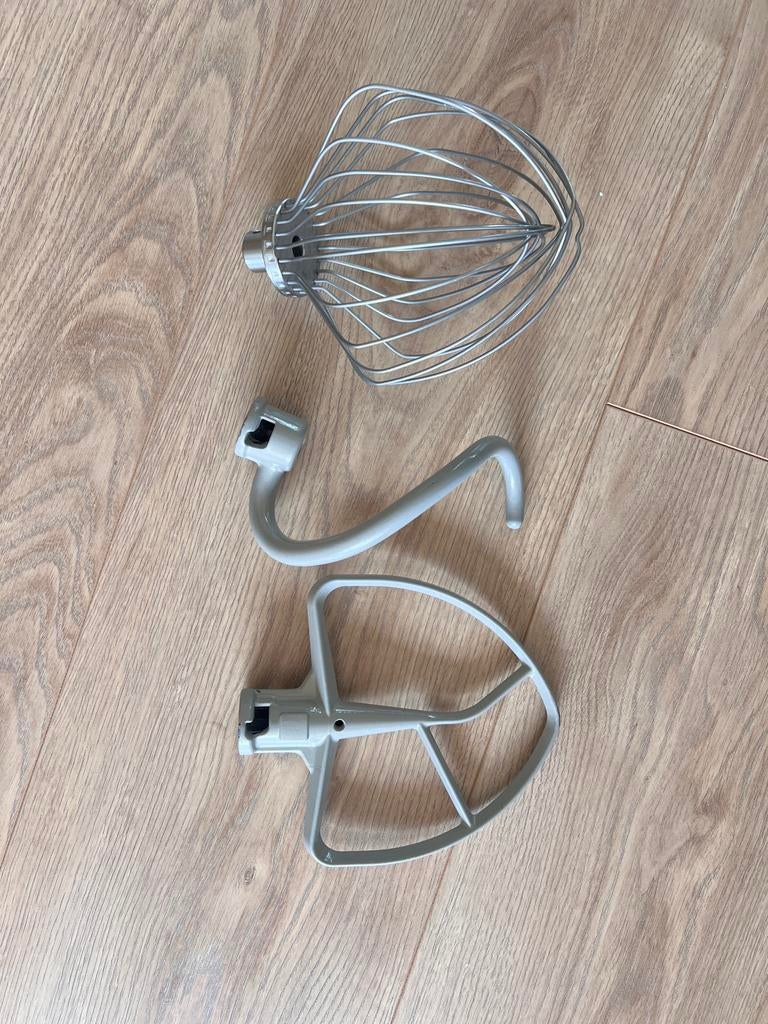 KitchenAid accessoires: garde, platte menghaak, deeghaak, Witgoed en Apparatuur, Keukenmixers, 4 liter of meer, Gebruikt, 3 snelheden of meer