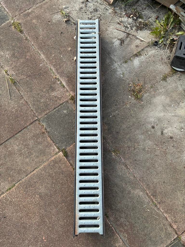 16 meter Lijngoot / Goot / afvoergoot / afwateringsgoot, Tuin en Terras, Ophalen, Gebruikt