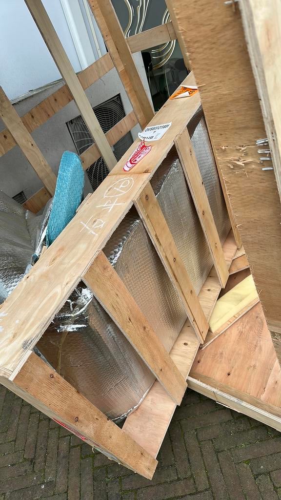 Gratis hout en verpakkingsmateriaal, Ophalen, Minder dan 25 mm, Zo goed als nieuw, Pallet