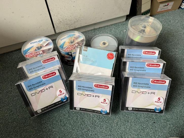 DVD-spindels, DVD-hoesjes, CD-zuil, Cd's en Dvd's, Dvd's | Actie, Gebruikt, Overige genres, Alle leeftijden, Ophalen