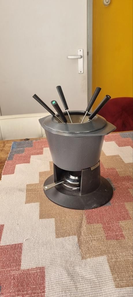 Le Creuset Fonduepan - Gietijzeren Fondueset, Huis en Inrichting, Keuken | Potten en Pannen, Ophalen of Verzenden, Gebruikt
