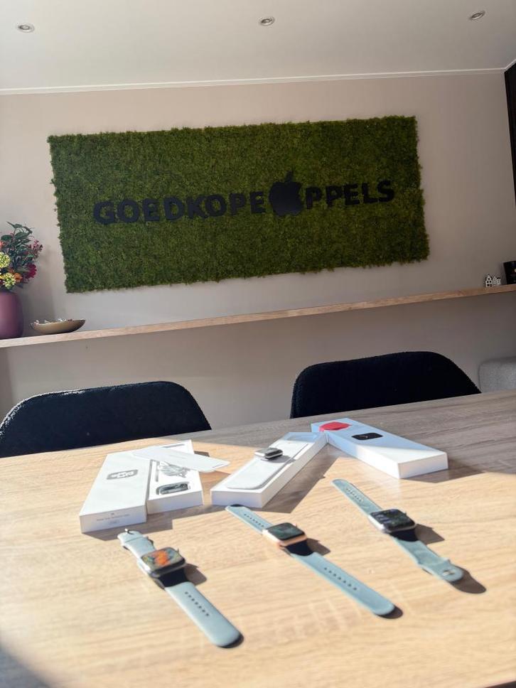 Apple Watch SE 40/44MM, Sieraden, Tassen en Uiterlijk, Sporthorloges, Ophalen