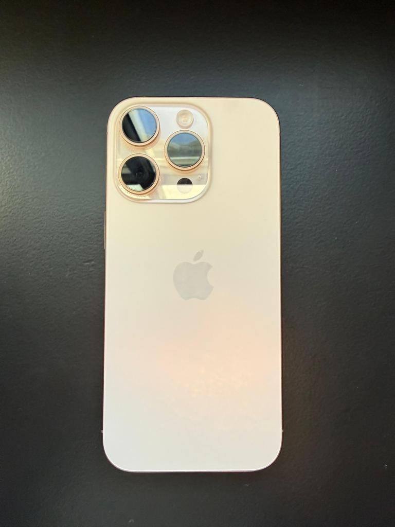 Iphone 16 Pro - 9 maanden oud, 98% batterij, geen schade, Ophalen, Zo goed als nieuw, IPhone 16 Pro