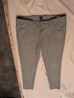 Hugo Boss nette herenpantalon model Kaito maat 50 zgan, Kleding | Heren, Broeken en Pantalons, Ophalen of Verzenden, Zo goed als nieuw