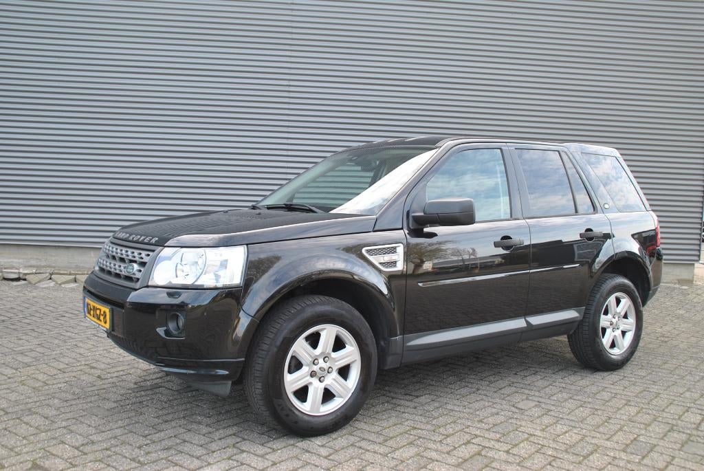 Land Rover Freelander 2.2 TD4, 4x4 Clima, trekhaak, Nwe APK, Auto's, Land Rover, Euro 5, Stof, Zwart, 4 cilinders