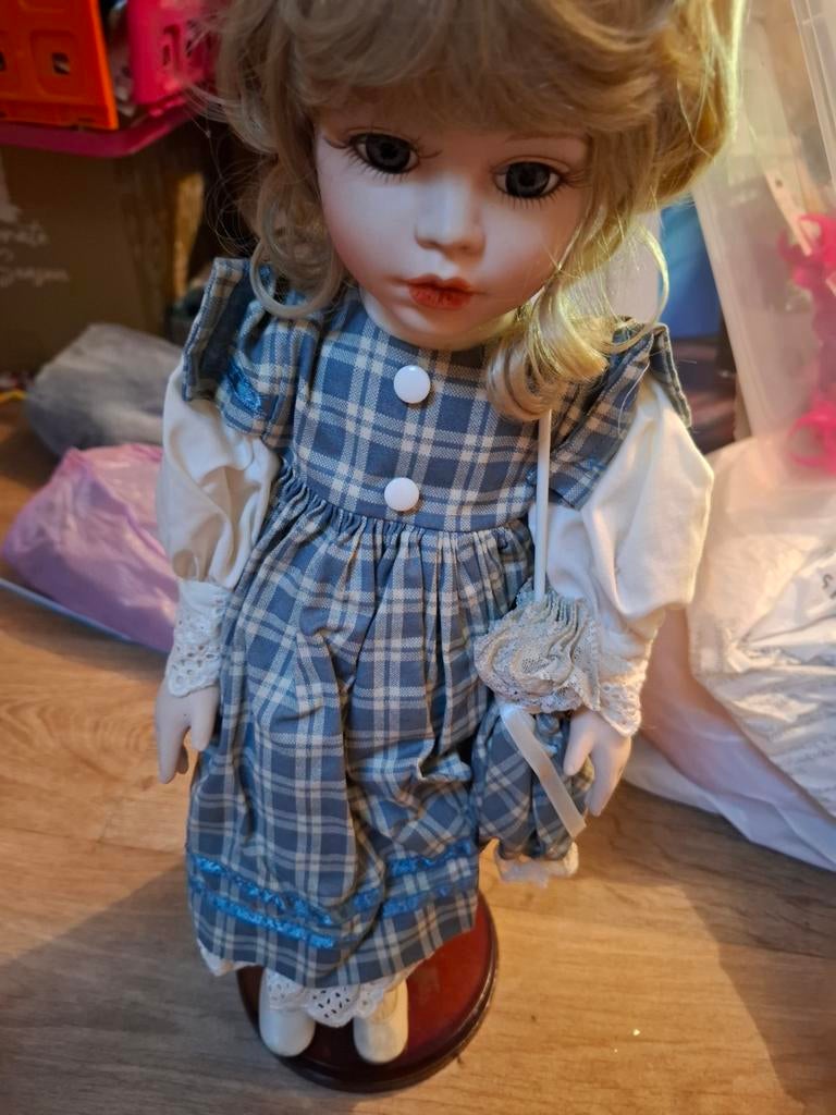 Ouwe Porseleinen Pop - 60 cm, Ophalen of Verzenden, Zo goed als nieuw, Pop