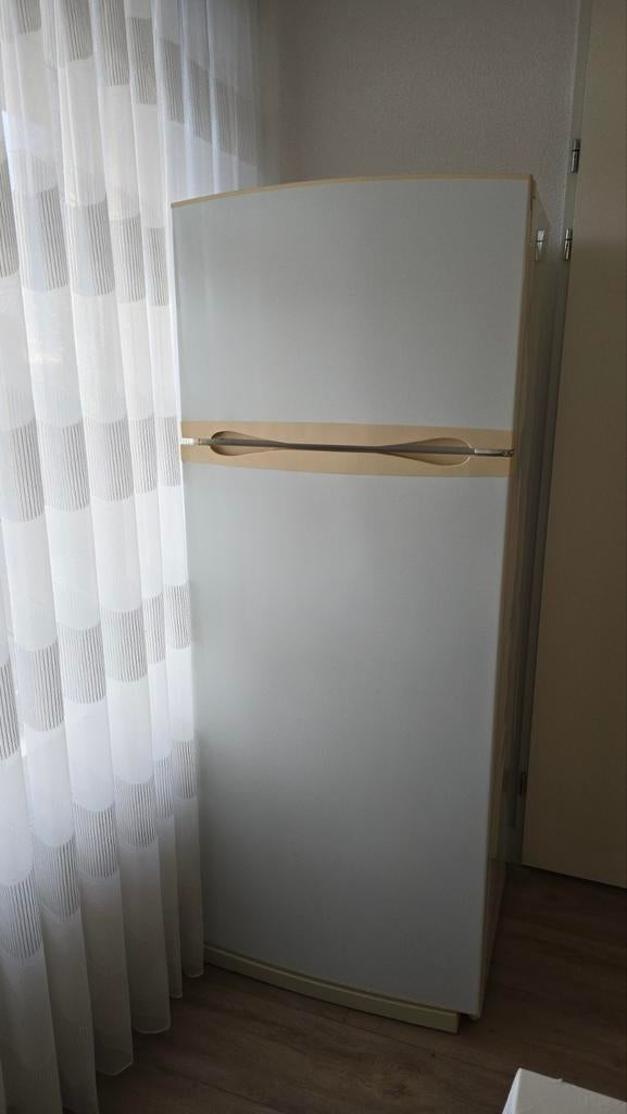 koelkast xxl met koel vries combinatie in zeer nette staat, Ophalen