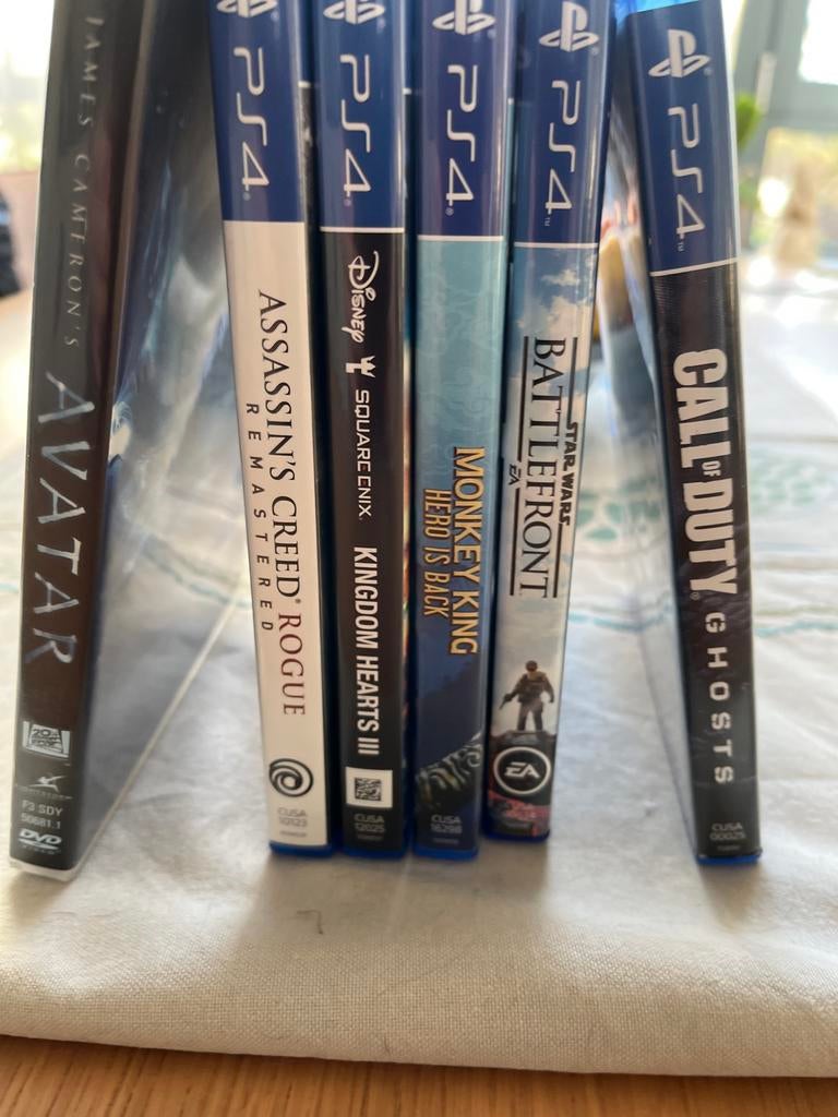 5 PS4 games en 1 Avatar film, Spelcomputers en Games, Games | Sony PlayStation 4, Avontuur en Actie, 1 speler, Ophalen of Verzenden