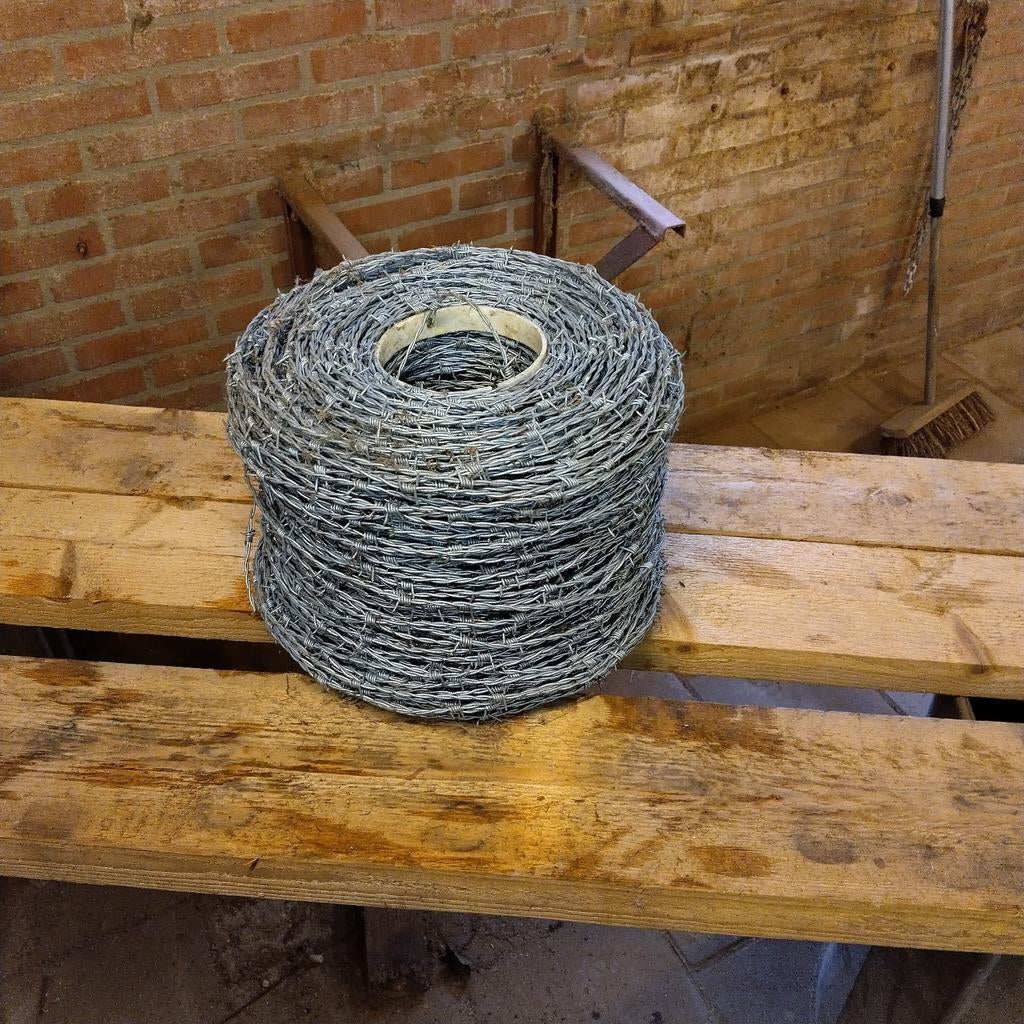 Bieden prikkeldraad, Tuin en Terras, Ophalen, Nieuw, 20 meter of meer, Prikkeldraad