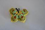 Nieuw gehaakte hanger vlinder met eitjes, Ophalen of Verzenden, Nieuw