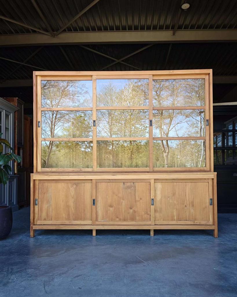 Grote teakhouten schoolkast | Brede buffetkast #5493, Niet ingevuld, Gebruikt, Met deur(en), 200 cm of meer