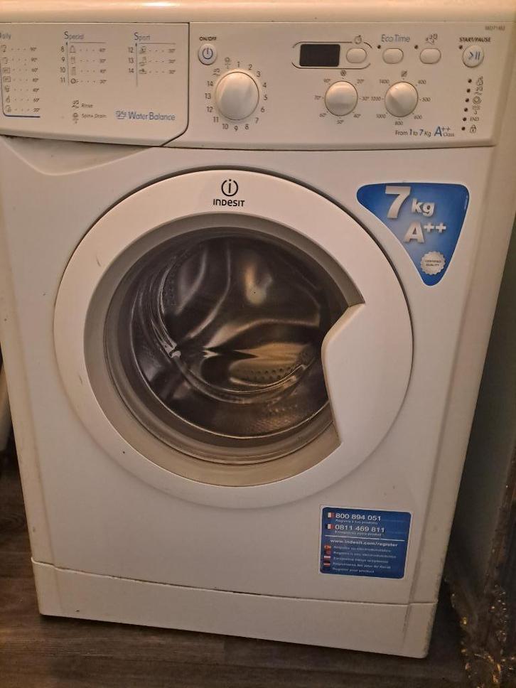 Indesit Wasmachine, Witgoed en Apparatuur, Wasmachines, Gebruikt, Voorlader, 6 tot 8 kg, 85 tot 90 cm, 1200 tot 1600 toeren, Energieklasse A of zuiniger