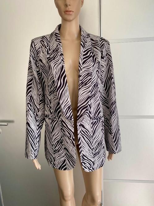 J226 Jasje maat 44=L blazer colbert gebr.wit/zwart, Kleding | Dames, Jasjes, Kostuums en Pakken, Zo goed als nieuw, Jasje, Maat 42/44 (L)