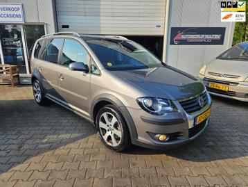 Volkswagen Touran 1.4 TSI Cross NAVI..CLIMA beschikbaar voor biedingen