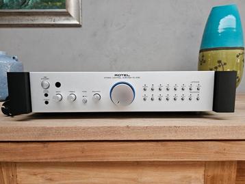 Rotel RC-1082 stereo voorversterker  beschikbaar voor biedingen