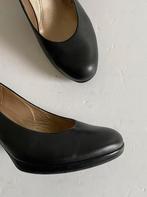i340 Gabor maat 4,5=37,5 leren pumps schoenen leer zwart, Kleding | Dames, Schoenen, Zwart, Gabor, Ophalen of Verzenden, Zo goed als nieuw