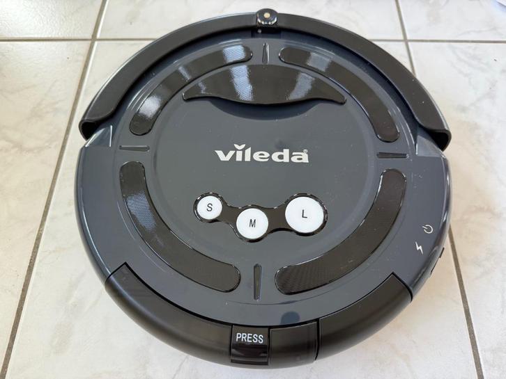 Vileda robot stofzuiger (niet gebruikt), Witgoed en Apparatuur, Stofzuigers, Nieuw, Robotstofzuiger, Minder dan 1200 watt, Reservoir