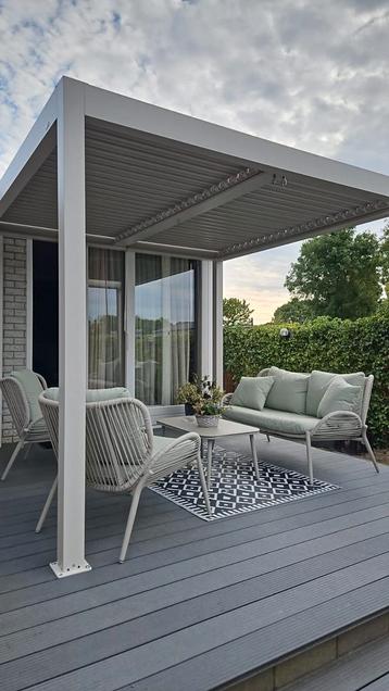 Moderne Pergola 3x3, 3 maanden oud  beschikbaar voor biedingen