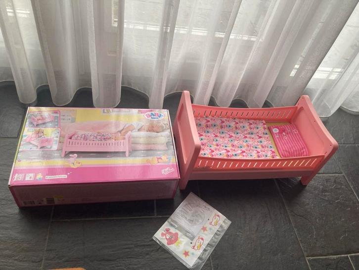 Baby Born Bedje - Zapf Creations - met originele doos, Kinderen en Baby's, Speelgoed | Poppen, Zo goed als nieuw, Ophalen of Verzenden