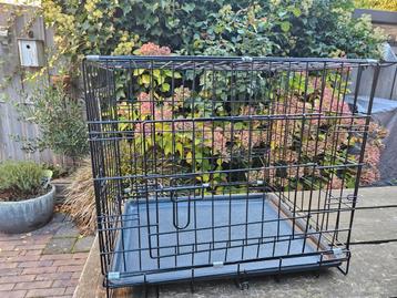 Bench kort gebruikt voor puppy beschikbaar voor biedingen