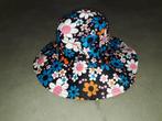 Katoenen kinderhoedje met bloemenprint - nieuw, Ophalen of Verzenden, Nieuw, Jongen of Meisje, Hoed