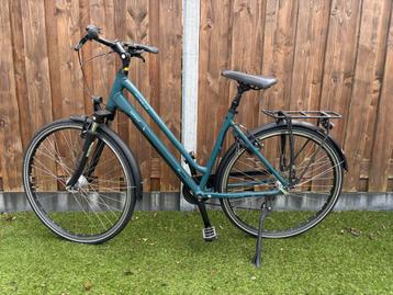 Giant Attend RS Damesfiets 2024 beschikbaar voor biedingen