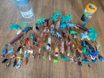 Dino en dieren figuurtjes  beschikbaar voor biedingen