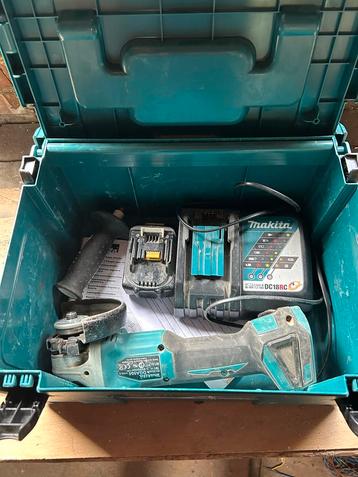 Makita Accu Haakse Slijper DGA504  met Accu en Lader beschikbaar voor biedingen