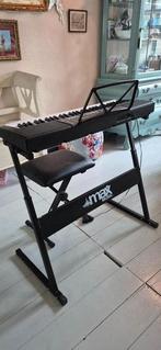 Elektrische piano, keyboard Max Music KB4 , ZGAN, 61 toetsen, Zo goed als nieuw, Met standaard, Ophalen