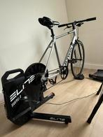 Elite Suito-T Fietstrainer met B'Twin Fiets, Sport en Fitness, Wielrennen, Ophalen of Verzenden, Zo goed als nieuw, Helm
