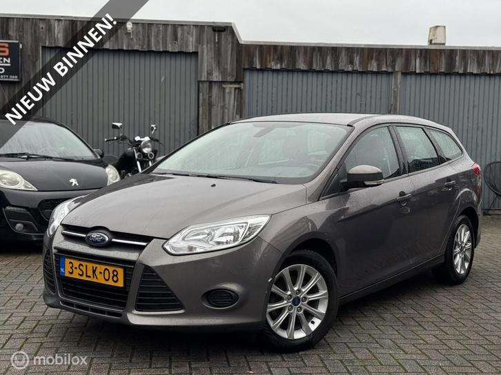 Ford Focus Wagon 1.0 EcoBoost Titanium -AIRCO- *EXPORT*, Auto's, Ford, Bedrijf, Focus, ABS, Airbags, Airconditioning, Alarm, Boordcomputer