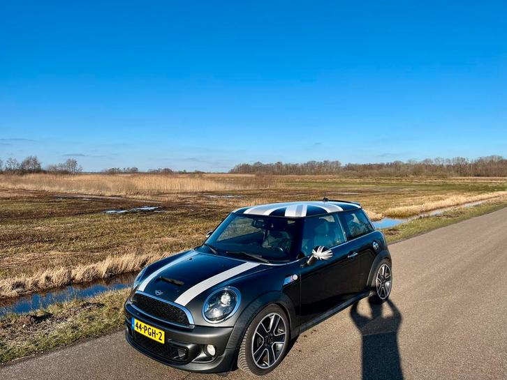 Mini 1.6 Cooper S 2011 Grijs, Auto's, Mini, Particulier, Cooper S, ABS, Airbags, Airconditioning, Bluetooth, Bochtverlichting