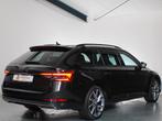 Skoda Superb Combi 1.4 TSI iV Sportline Black Edition Panora, Auto's, Skoda, Gebruikt, Alcantara, Zwart, Plug-in hybride
