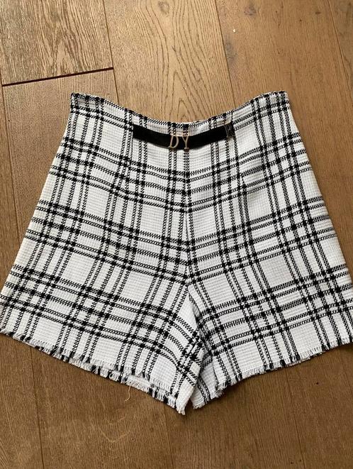 DENNY ROSE short met hoge taille mt 42, Kleding | Dames, Broeken en Pantalons, Nieuw, Kort, Verzenden