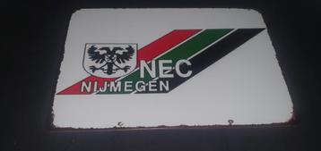 Leuk wandbord van NEC Nijmegen, ideaal voor in de mancave. beschikbaar voor biedingen