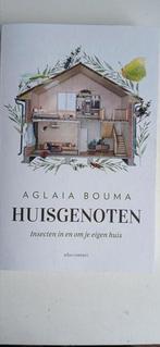 Huisgenoten – Aglaia Bouma | verhalenbundel over insecten, Ophalen of Verzenden, Zo goed als nieuw