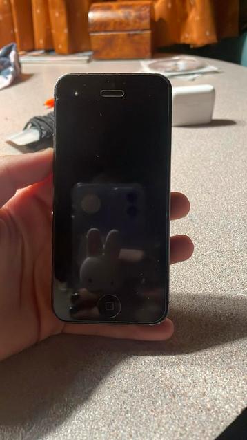 Kapotte iPhone 5s beschikbaar voor biedingen