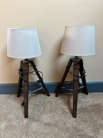 Set van 2 Tripod Lampen beschikbaar voor biedingen
