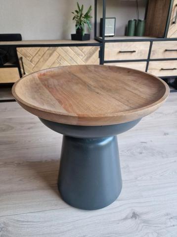 WOOOD Dana Bijzettafel - Industrieel - mangohout & metaal beschikbaar voor biedingen