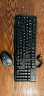 Logitech wired keyboard and wireless mouss, Computers en Software, Toetsenborden, Ophalen, Zo goed als nieuw