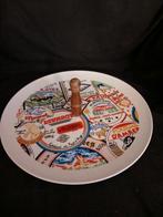 Groot kaasschaal met kleine bordjes, Huis en Inrichting, Keuken | Servies, Ophalen of Verzenden, Overige stijlen, Bord(en)