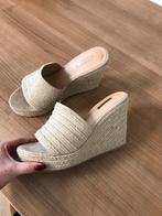 Sandalen met sleehak maat 40, Kleding | Dames, Schoenen, Beige, Sandalen of Muiltjes, Zo goed als nieuw, Bellucci