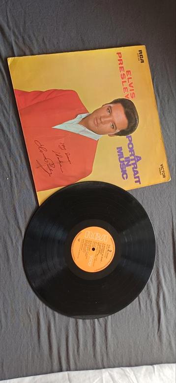 Elvis Presley - A Portrait in Music LP beschikbaar voor biedingen